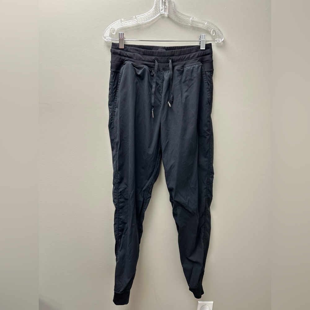 Zyia Black Womens Athletic Joggers